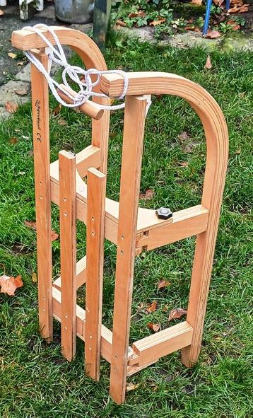   Slee  opvouwbaar ( merk AlpenGaudi ) in nieuwstaat beschikbaar voor biedingen