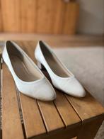 Ivoor satijnen trouwschoenen maat 39, Kleding | Dames, Trouwkleding en Trouwaccessoires, Ophalen of Verzenden, Zo goed als nieuw