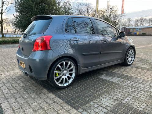 Reflector achterbumper Yaris T-Sport gezocht, Auto-onderdelen, Verlichting, Toyota, Ophalen of Verzenden