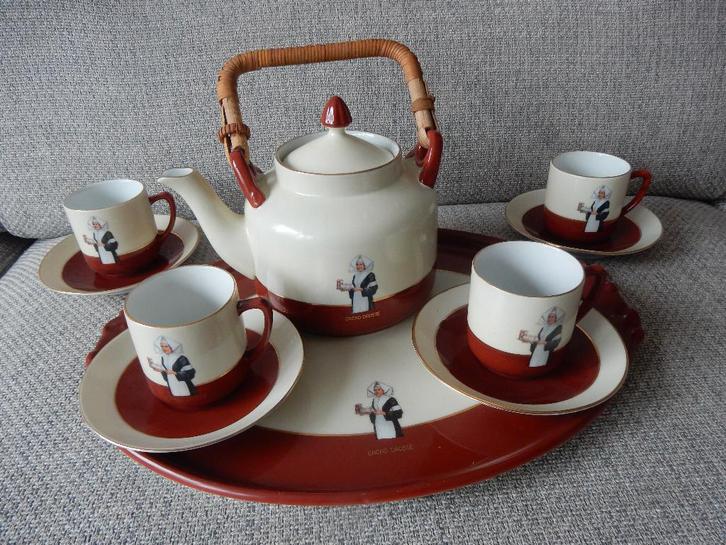 Droste Cacao servies met dienblad, Huis en Inrichting, Keuken | Servies, Zo goed als nieuw, Overige typen, Overige stijlen, Porselein