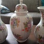 Chinese vazen 3 stuks met bloemmotief, Ophalen