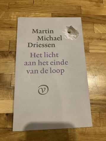 Martin Michael Driessen -Het licht aan het einde van de loop beschikbaar voor biedingen