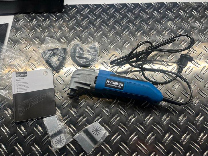 Hyundai Multitool nieuw!, Doe-het-zelf en Verbouw, Gereedschap | Schuurmachines, Nieuw, Overige typen, Minder dan 600 watt, Ophalen of Verzenden