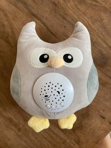 Uil Knuffel met White Noise & Lichtprojector beschikbaar voor biedingen