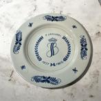 Koninklijke Plateelbakkerij Zuid-Holland Gedenkbord, Antiek en Kunst, Antiek | Wandborden en Tegels, Ophalen of Verzenden