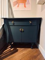 Donkerblauwe commode met gouden greepjes, Gebruikt, 50 tot 70 cm, 75 tot 100 cm, Ophalen