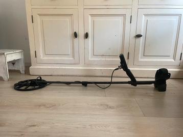 Voledige metaaldetector nokta makro set beschikbaar voor biedingen
