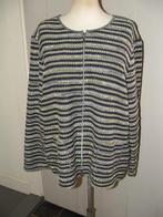 Mooi Rabe boucle vest maat 44 met mini franjes