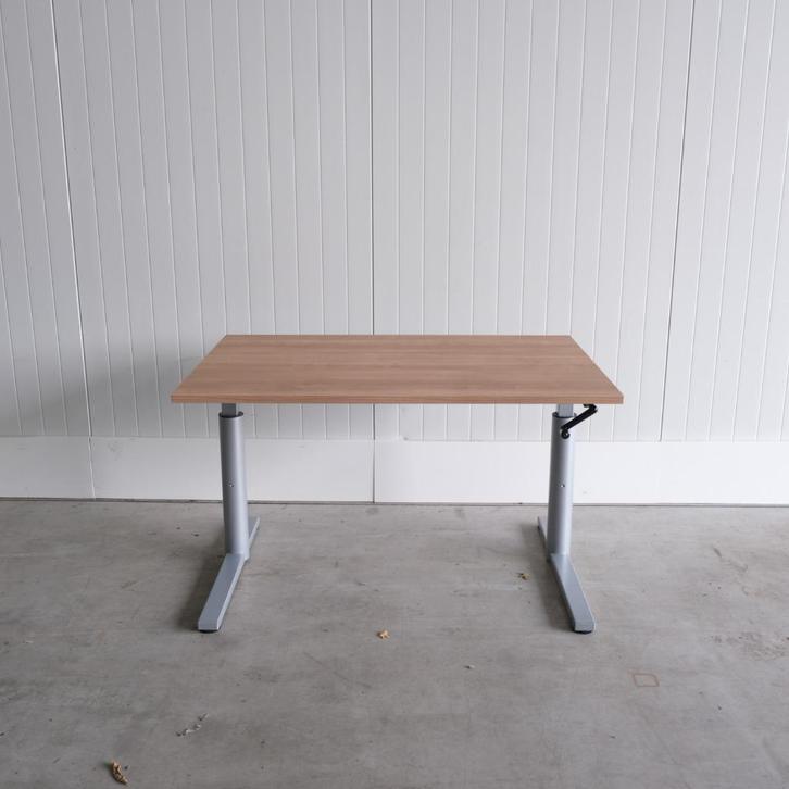 Gispen Slinger zit-zit bureau - H63-83cm - 120x80cm - BR84, Huis en Inrichting, Bureaus, Gebruikt, Bureau, In hoogte verstelbaar