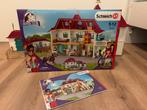 Schleich Horse Club landhuis en stal 42551 compleet met doos, Ophalen of Verzenden, Zo goed als nieuw, Poppenhuis