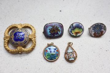 Lot vintage en antieke juwelen beschikbaar voor biedingen