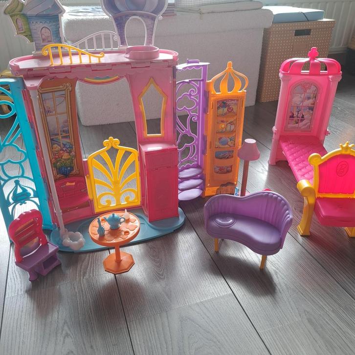 Barbie set, Kinderen en Baby's, Speelgoed | Poppen, Gebruikt, Barbie, Ophalen of Verzenden
