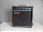 ONE 30 watt gitaar versterker met overdrive, Muziek en Instrumenten, Ophalen of Verzenden, Zo goed als nieuw, Gitaar, Minder dan 50 watt