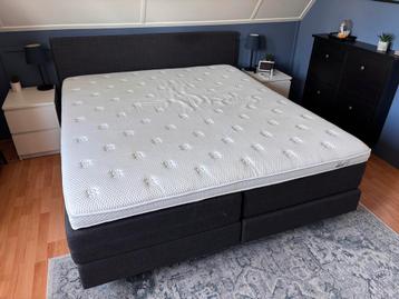 Sunday Boxspring 1200 / 180x210 beschikbaar voor biedingen