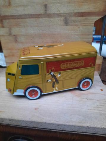 Citroen HY Koekblik Circuswagen beschikbaar voor biedingen