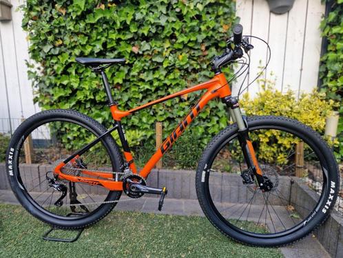 Giant Fathom 29er Mountainbike (Erg nette staat), Fietsen en Brommers, Fietsen | Mountainbikes en ATB, Zo goed als nieuw, Giant