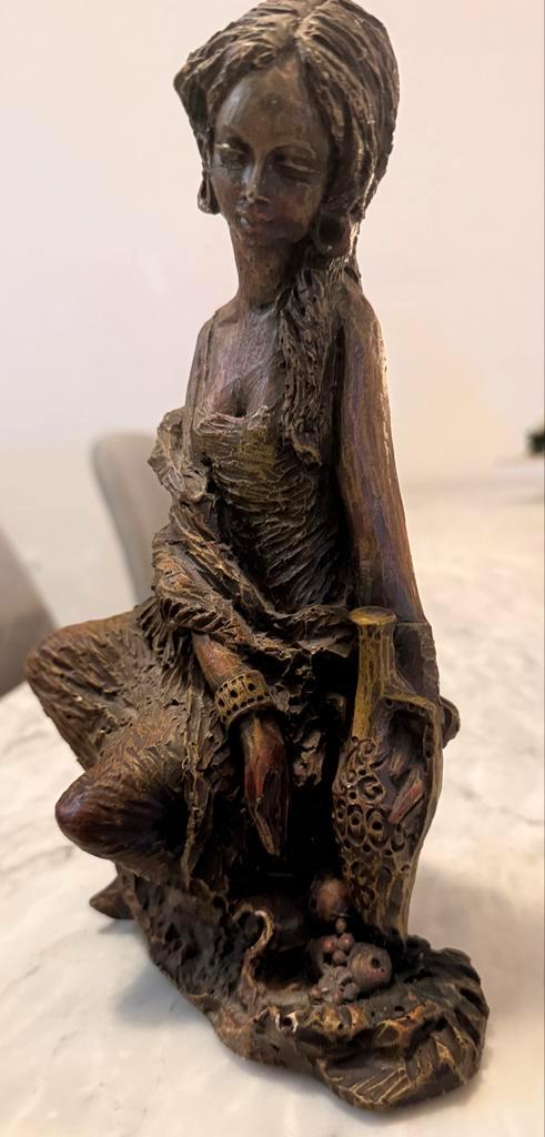 Bronzen Beeldje Vrouw met Kruik, Antiek en Kunst, Kunst | Beelden en Houtsnijwerken, Ophalen of Verzenden