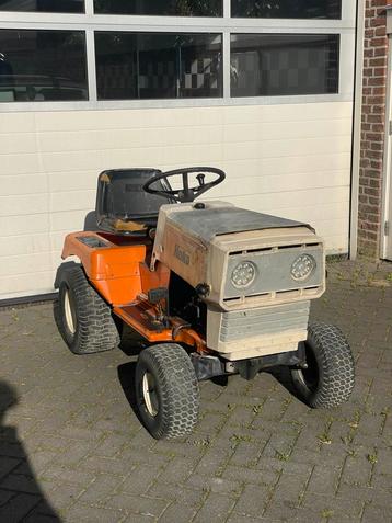 Minitrekker | Hako |10 pk |trekhaak |verlichting  beschikbaar voor biedingen