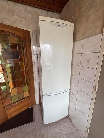 Zanussi koelkast met vriesvak 200 x 60 beschikbaar voor biedingen