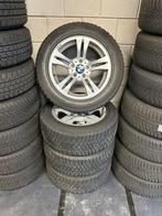 BMW 17 inch originele lichtmetalen velgen met winterbanden, Gebruikt, Banden en Velgen, Winterbanden, 235 mm