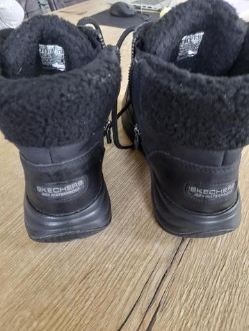 skechers schoenen beschikbaar voor biedingen