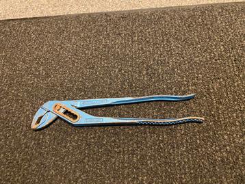 Grote Jako waterpomptang van goede kwaliteit beschikbaar voor biedingen