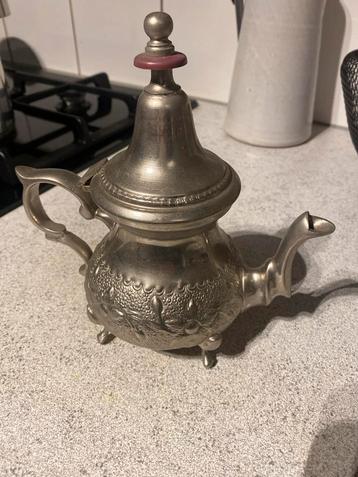 Gratis Theepot - Decoratief beschikbaar voor biedingen