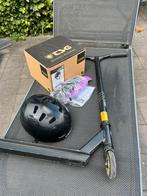 Toffe stundstep met helm, Ophalen of Verzenden, Zo goed als nieuw, Gewone step