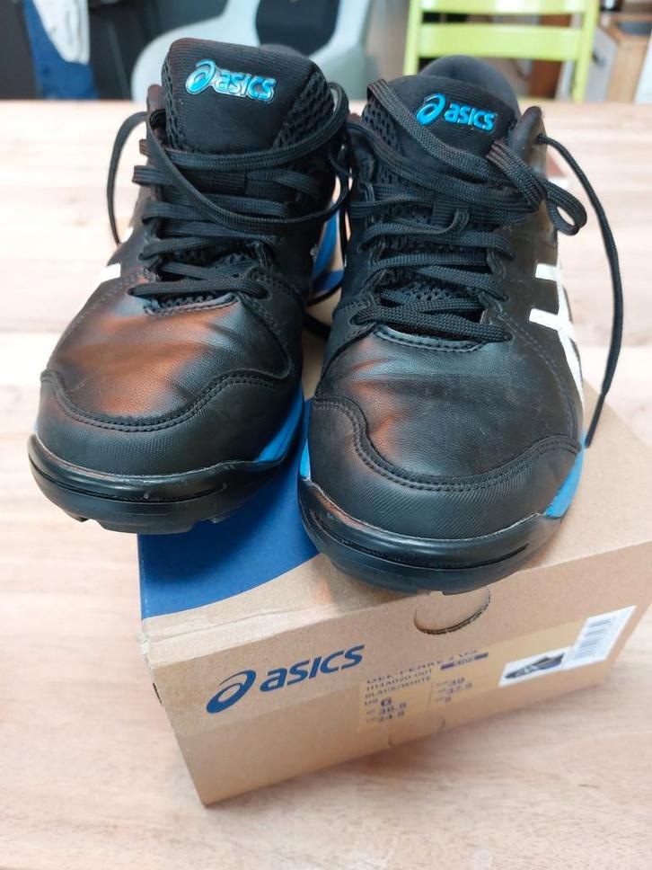 Asics gel-peake 2 GS hockeyschoenen maat 39, Sport en Fitness, Hockey, Zo goed als nieuw, Schoenen, Ophalen of Verzenden
