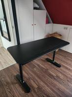 Bureau van IKEA, Zo goed als nieuw, Ophalen