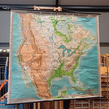 1 x zeer grote schoolplaat ( VS ) oude schoolplaat  beschikbaar voor biedingen