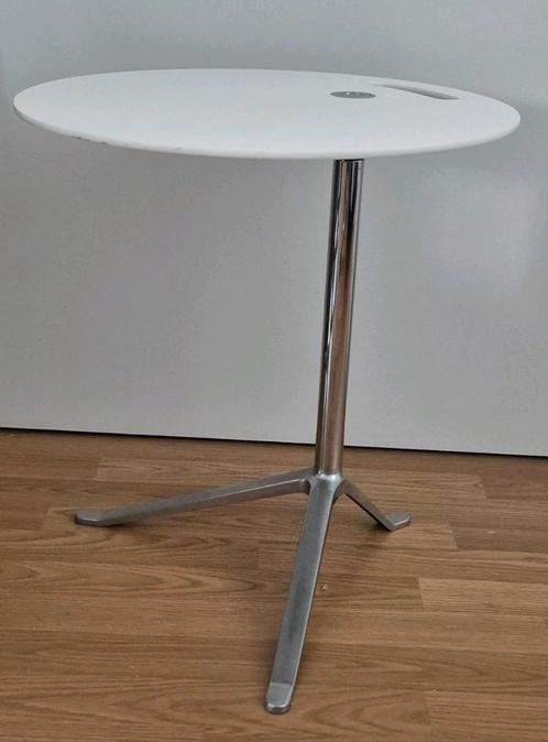 Fritz Hansen Little Friend Bijzettafel verstelbaar in hoogte, Huis en Inrichting, Tafels | Bijzettafels, Zo goed als nieuw, Rond
