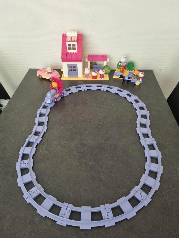 Hello Kitty complete Trein Set, Kinderen en Baby's, Speelgoed | Duplo en Lego, Gebruikt, Duplo, Complete set, Ophalen of Verzenden