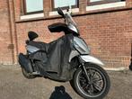 Piaggio beverly 400cc 2022 winterbeenkleed handmoffels, Ophalen