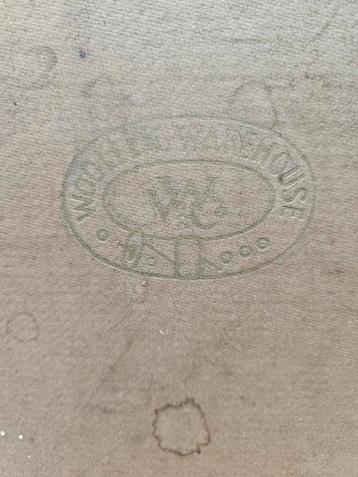 Vintage Waffa Schoudervullingen in Woollen Warehouse Doos beschikbaar voor biedingen