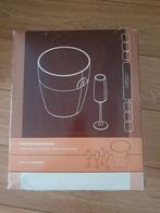 Mooi glazen champagnekoeler met 4 glazen. Nieuw in de doos, Huis en Inrichting, Keuken | Keukenbenodigdheden, Nieuw, Ophalen of Verzenden