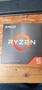 AMD RYZEN 5    5600X, Ophalen of Verzenden, Zo goed als nieuw