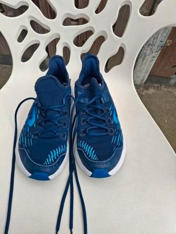 Gymschoenen loopschoenen maat 40 beschikbaar voor biedingen