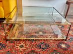 Glazen salontafel met messing frame, Huis en Inrichting, Tafels | Salontafels, Ophalen, 100 tot 150 cm, Vierkant, 50 tot 100 cm