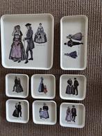 8 delige taartset (klederdrachten) Villleroy en BOCH, Huis en Inrichting, Ophalen, Nieuw, Schaal of Schalen, Overige stijlen