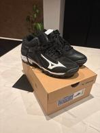 Mizuno korfbal schoenen veld mt 41, Ophalen of Verzenden, Zo goed als nieuw, Schoenen
