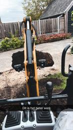 Grondwerk uitgraven minikraan Knikmops, Diensten en Vakmensen, Tuinmannen en Stratenmakers