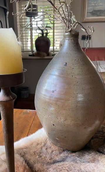 Grote  Antieke kruik.  45 cm Hoog beschikbaar voor biedingen