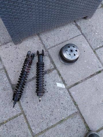 Piaggio Zip Onderdelen: Schokbrekers, Koppelingen, Subframes beschikbaar voor biedingen