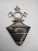 Touareg hanger zilver en hout vermoedelijk antiek., Sieraden, Tassen en Uiterlijk, Antieke sieraden, Verzenden, Zilver, Hanger