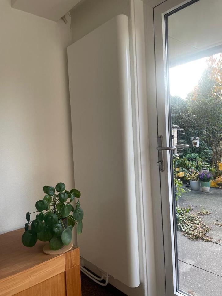 Wij gaan van het gas af. TE KOOP Design RVS en CV radiatoren, Doe-het-zelf en Verbouw, Verwarming en Radiatoren, Zo goed als nieuw