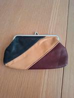 Vintage, retro leren knipportemonnee in 4 kleuren. 16x9,5cm., Sieraden, Tassen en Uiterlijk, Portemonnees, Ophalen of Verzenden