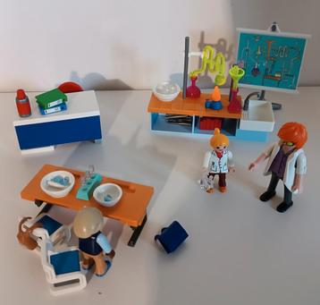 Playmobil 9456 City Life Scheikundelokaal beschikbaar voor biedingen