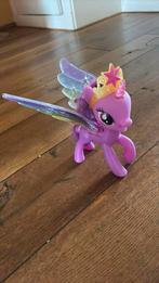My little pony paard met lichtgevende vleugels en hoorn, Ophalen of Verzenden, Zo goed als nieuw