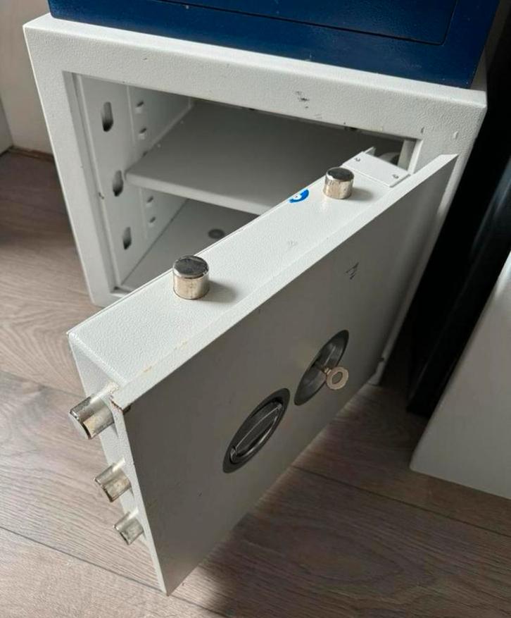 Zeer degelijke EN 1143-1 kluis brandkast RDW+  kluis, Huis en Inrichting, Brandblussers en Brandkasten, Zo goed als nieuw, Brandkast